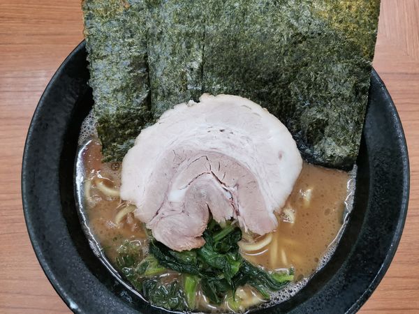 「ラーメン並」@横浜らーめん 若武者の写真