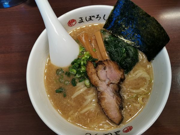 「らーめん」@豚骨醤油らーめん まぼろしの写真