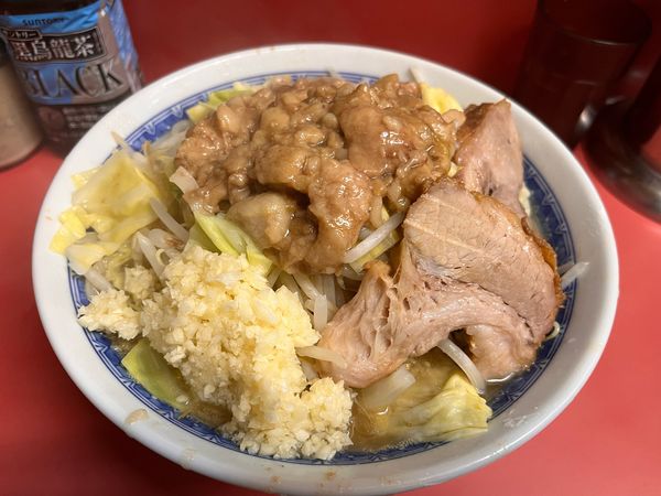 「小ラーメン(ﾆﾝﾆｸ、ﾔｻｲ、ｱﾌﾞﾗ)」@ラーメン二郎 桜台駅前店の写真
