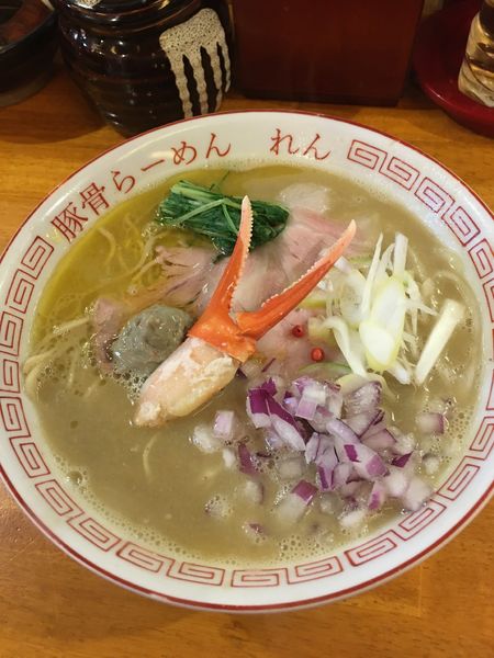 「濃厚蟹白湯らーめん　1,200円　替玉　100円」@豚骨らーめん れんの写真