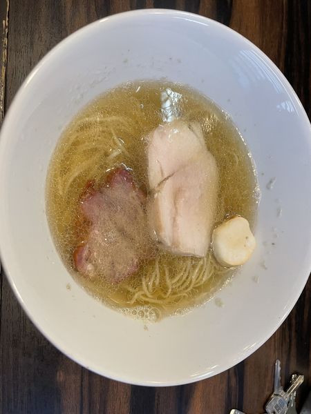 「白しょうゆ中華そば」@中華そば 梟の写真