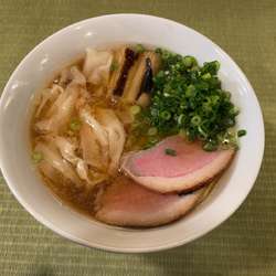 鴨ワンタンらーめん(980円)