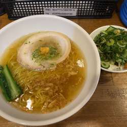黄金の塩らぁ麺（730円）
