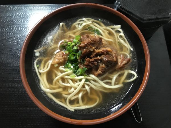 「ソーキそば　390円」@牧志そばの写真