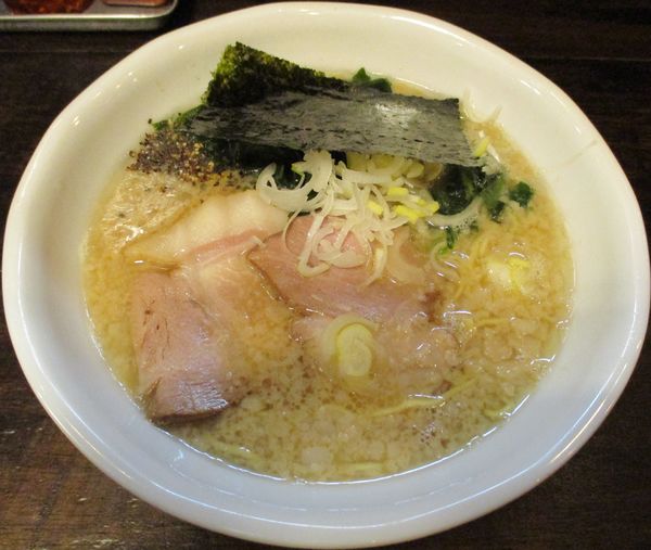 「背脂中華そば（大盛）　700円」@中華そば 天の写真