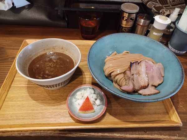 「濃厚つけ麺」@いかれたNOODLE Fishtonsの写真