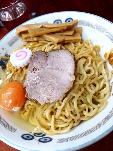 「油そば・生卵増し」@珍々亭の写真