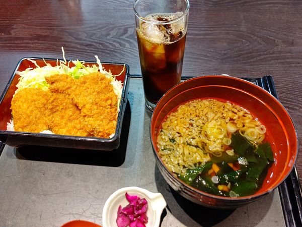 「限定10食週替わり御膳(タレかつ丼とミニうどん)990円」@Japanese Dining Kitchen さわの写真