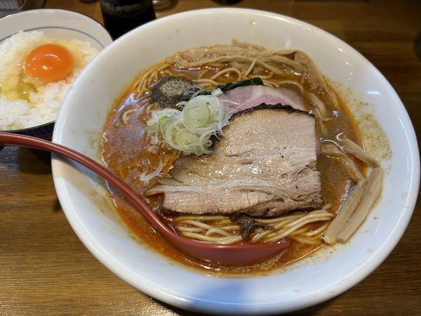 「【火曜限定】ニボシ辛味噌900円+TKG250円」@中華そばや 和凡の写真