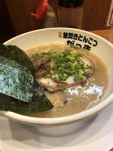 「らーめん」@釜炊きとんこつ がっきの写真