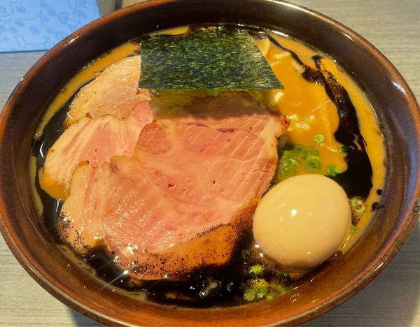 「黒真空そば」@喜乃壺の写真