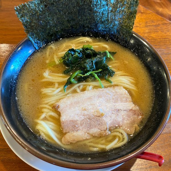 「濃厚鶏豚骨ラーメン 850円」@ラーメン・つけ麺 おきるの写真