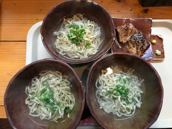 「食べ比べそば　950円」@いしぐふー 港町店の写真