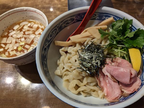 「超極太手もみ麺淡麗煮干つけめん」@寿製麺よしかわ 川越店の写真