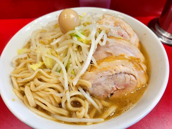 「ラーメン少なめ+豚」@麺屋HEROの写真