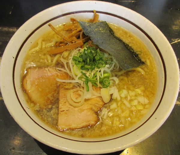 「煮干しそば　930円」@中華そば しながわの写真