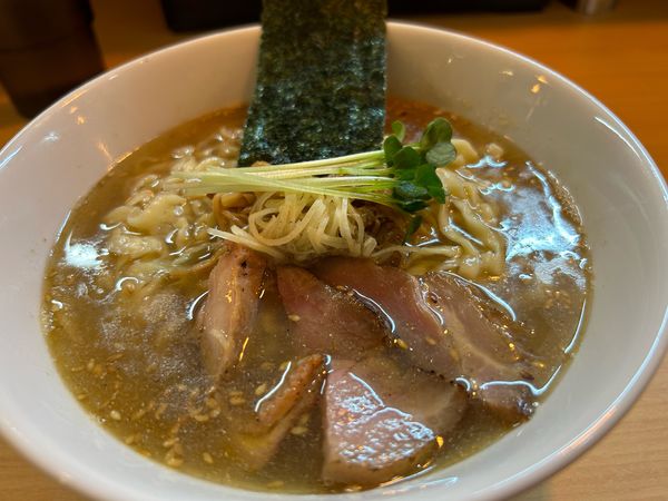 「塩そば880円」@にしき之中華ソバの写真