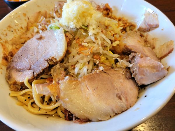 「汁なし+辛ネギ+豚」@ピコピコポンの写真