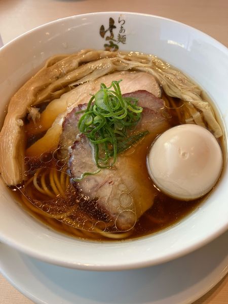 「醤油らぁめん　特製」@らぁ麺 はやし田 味の素スタジアム店の写真