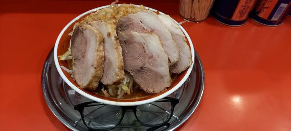 「小ラーメン豚入り(ヤサイマシ・アブラマシマシ)」@ラーメンタロー 蒲田の陣の写真