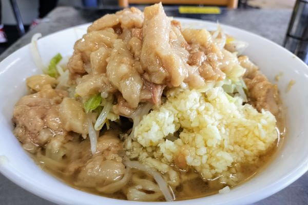 「麺半分豚二枚」@ラーメン二郎 柏店の写真