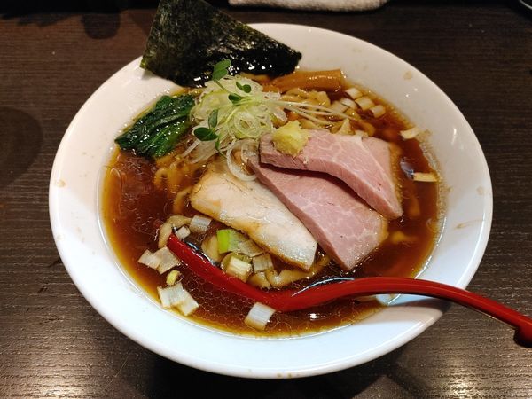 「醤油ラーメン890円」@麺処 夏海の写真