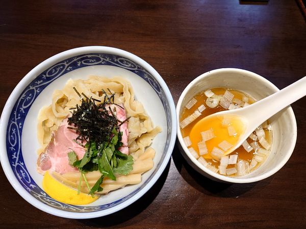 「淡麗煮干しつけ麺　990円」@寿製麺よしかわ 坂戸店の写真