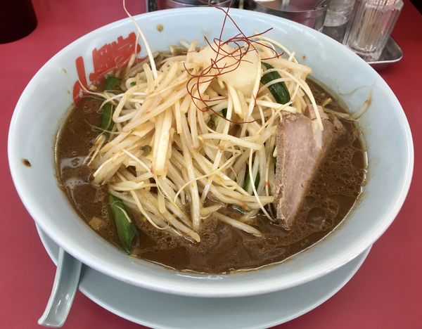 「熟成味噌もやしラーメン(910¥)」@ラーメン山岡家 ひたちなか店の写真