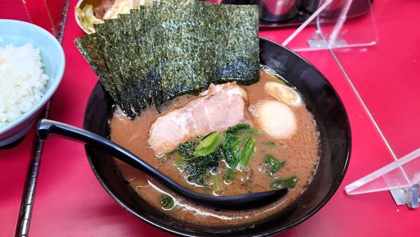「半ラーメン」@横浜家系ラーメン 武蔵家 千歳烏山店の写真