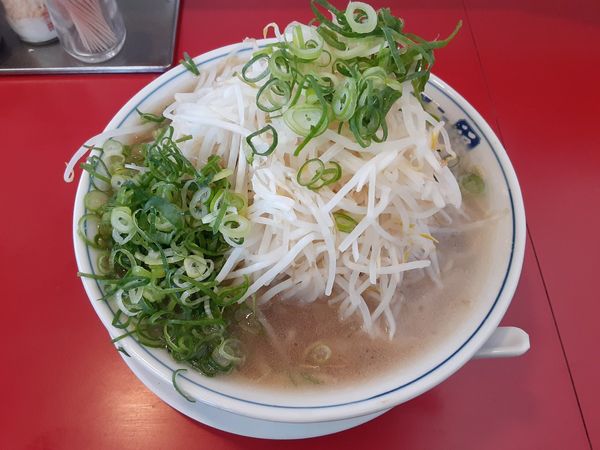 「大盛りラーメン　野菜増し」@ラーメン福 笠寺店の写真