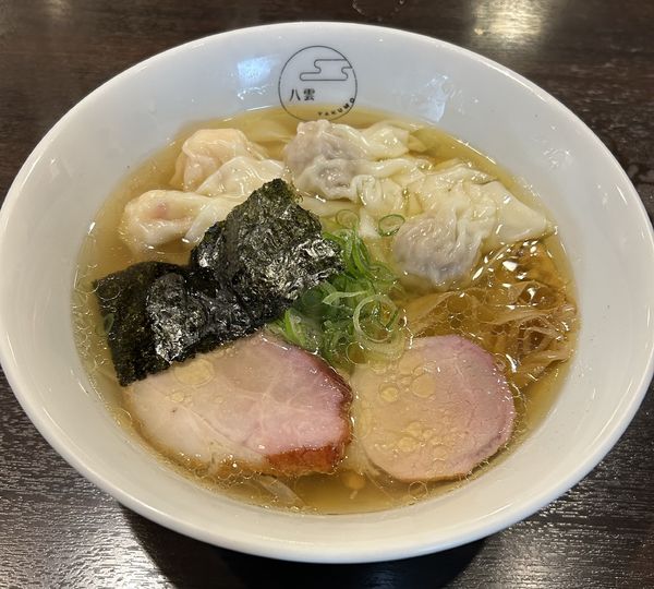 「特製ワンタン麺白だしハーフ¥1080」@八雲の写真