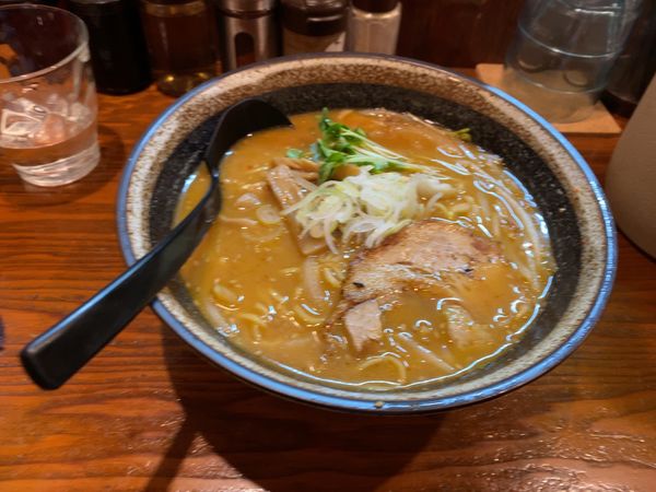 「味噌ラーメン 850円」@北海道らーめん 麺屋とみ吉の写真