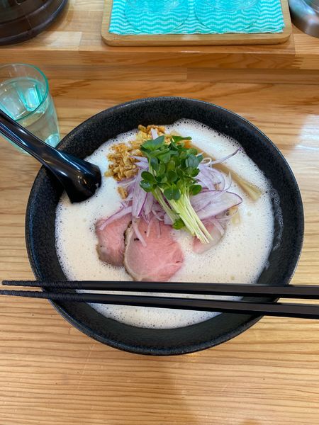 「鶏泡しお大盛」@鶏泡そば 草戸ベースの写真