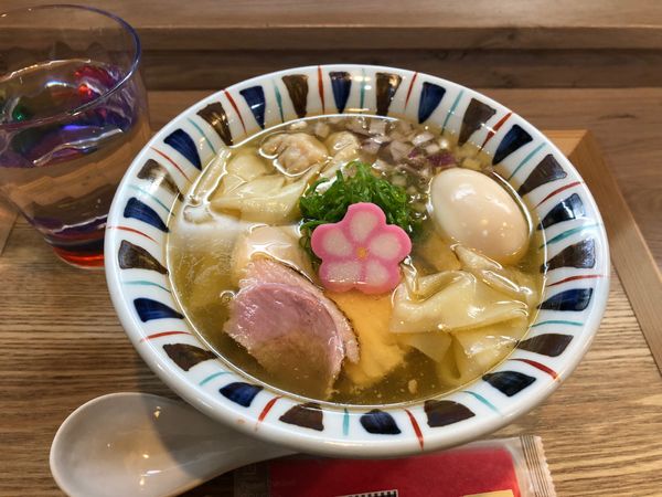 「淡麗えびそば(汐)+わんたん+味玉」@えびそば 緋彩の写真