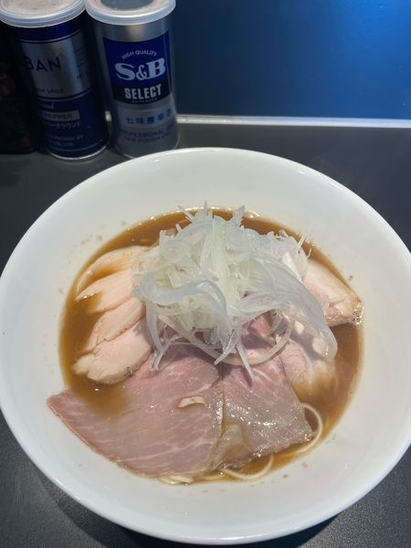 「淡麗肉中華ソバ（醤油）」@煮干乱舞の写真