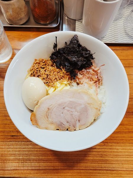 「【限定】烏賊香る濃厚煮干まぜそば」@アメノオトの写真