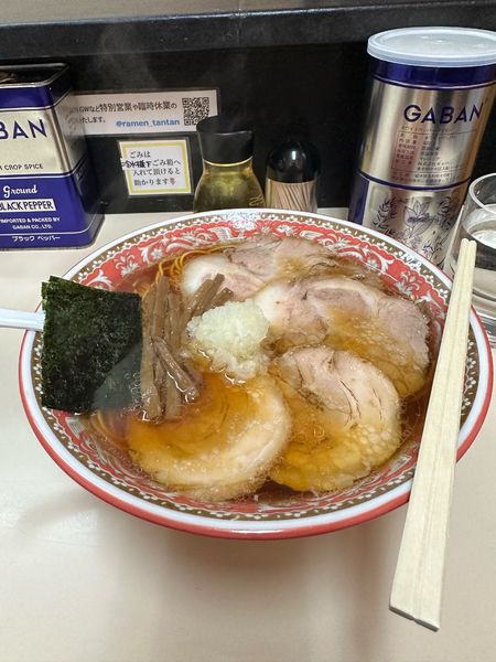 「『ミックス大チャーシュー麺＋味玉』　1100円」@タンタンの写真