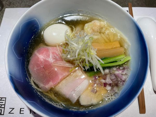 「白醤油中華そば　極」@ZEN LABORATORYの写真