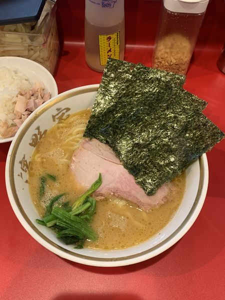 「ラーメン900円 ライス150円」@ラーメン濱野家の写真