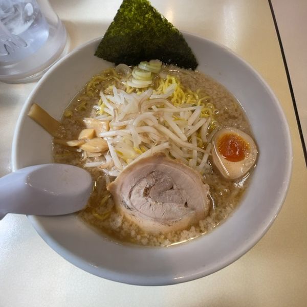 「ラーメン 700」@こってりらーめん誉 新松戸店の写真