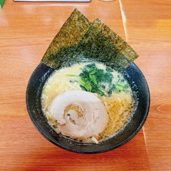 横浜家系ラーメン 憲兵家の画像