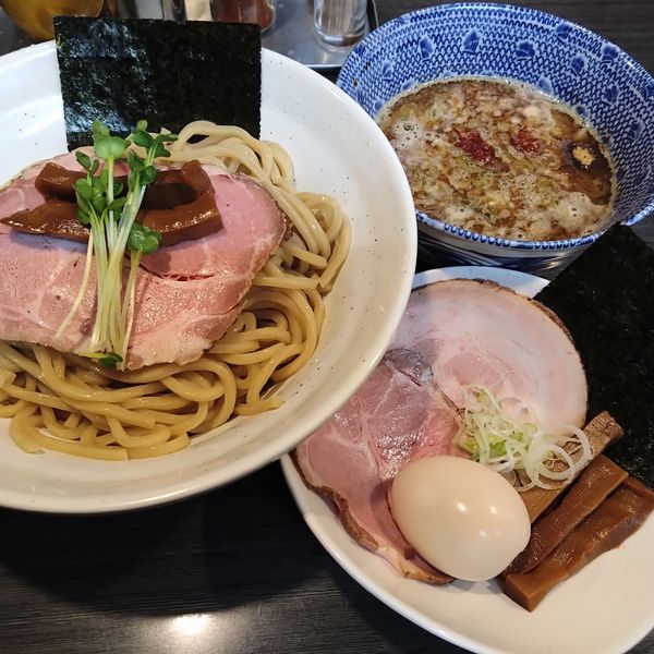 「醤油つけ麺(中)940円、特製+300円」@ラーメンつけ麺 奔放の写真