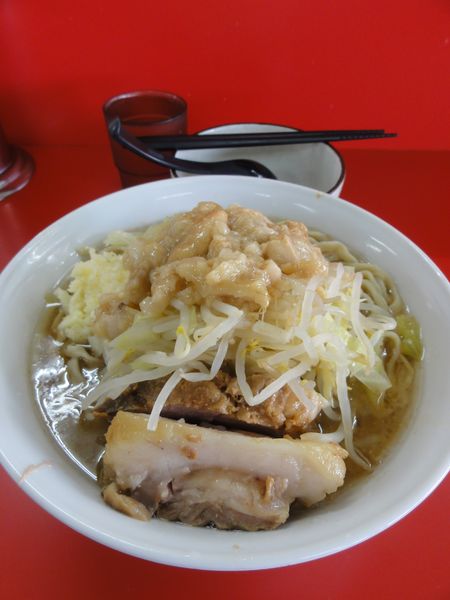 「小850円NA生卵50円」@ラーメン二郎 柏店の写真