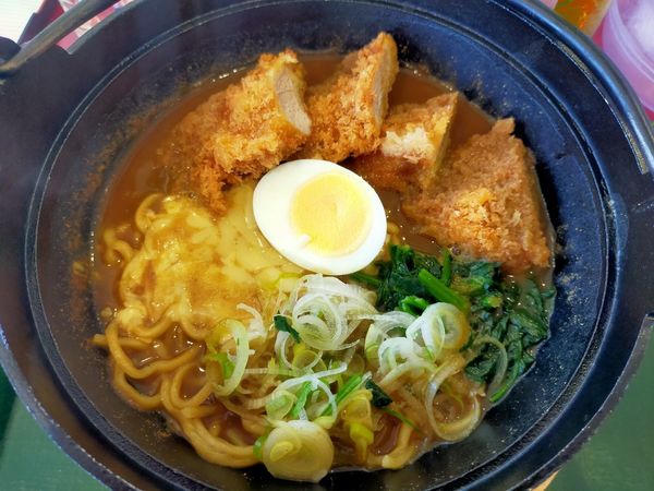 「ヒレポークカツのカレーラーメン」@東我孫子カントリークラブの写真