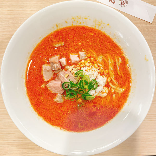 「【期間限定】鯛担々麺」@鯛塩そば 灯花 池袋東武店の写真