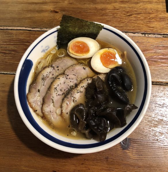 「和鉄中華そば　＋きくらげトッピング」@和風ラーメン 和鉄の写真