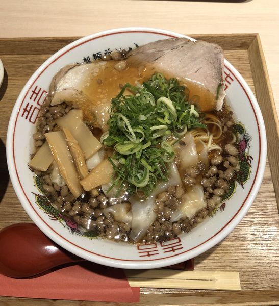 「わんたんめん」@尾道ラーメン 八じゅう 蒲田本店の写真