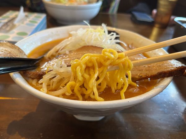 「炙り味噌らーめん1040円」@北海道ラーメン 帯広ロッキー 総本店の写真