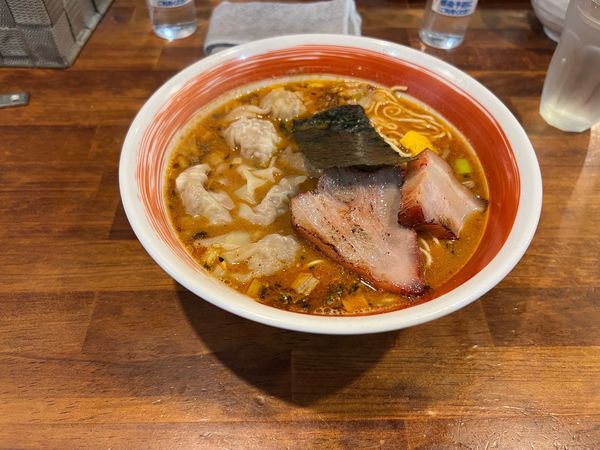 「辛味噌ワンタンメン」@麺屋 悠の写真