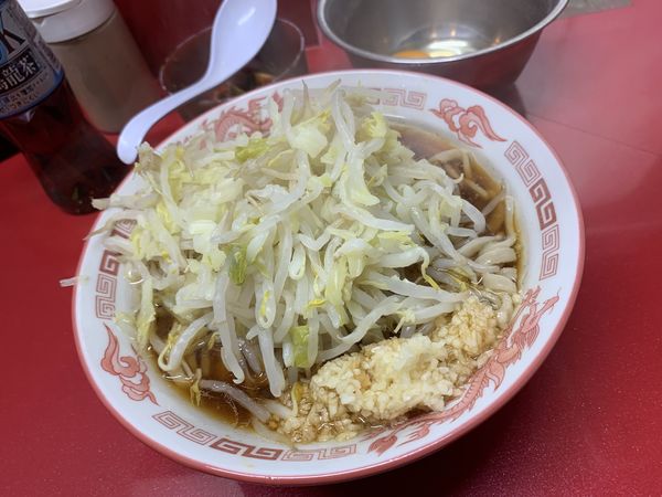 「麺半分豚一枚」@ラーメン二郎 越谷店の写真